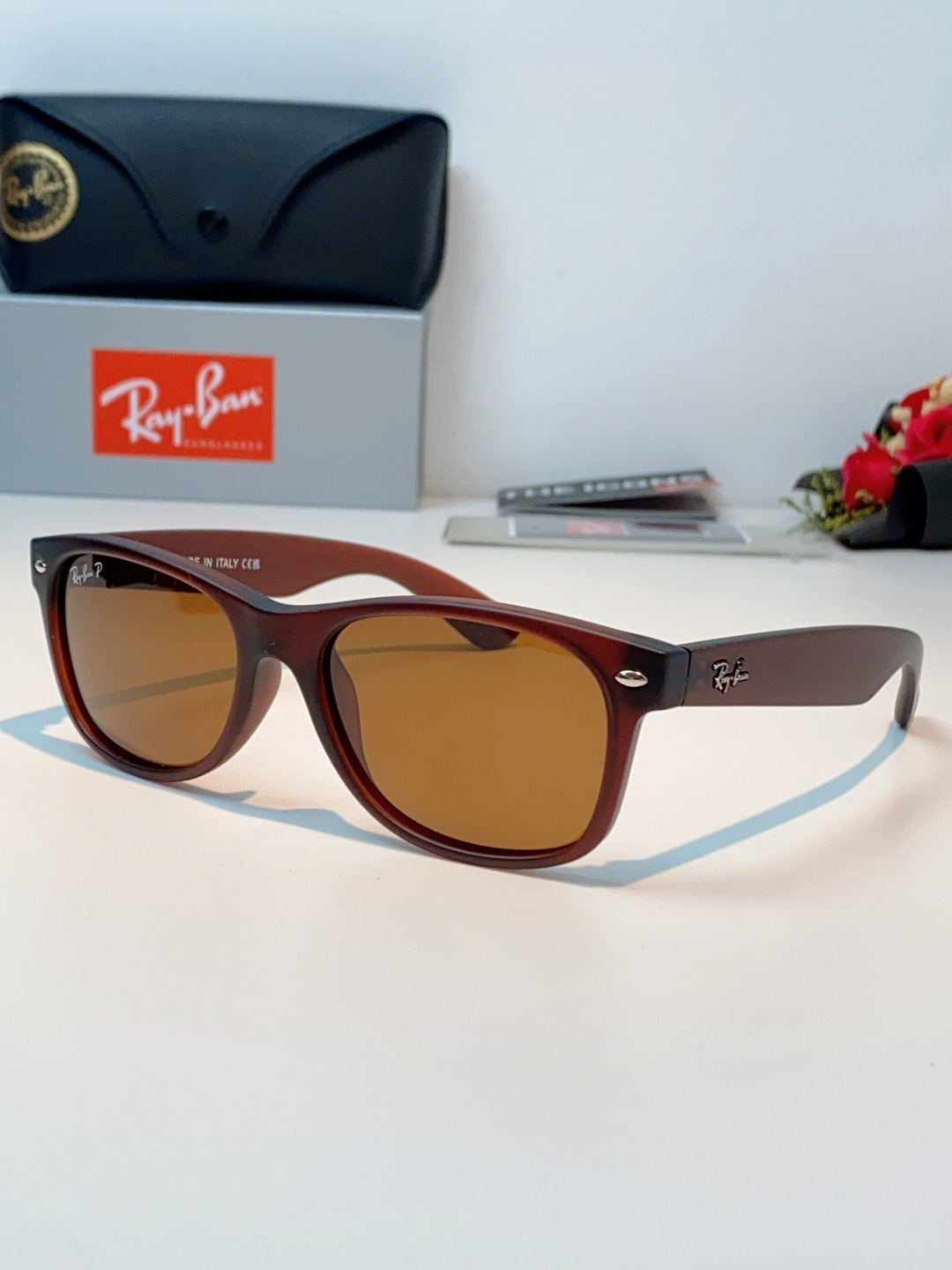 雷朋Ray‑Ban｜经典旅人系列墨镜，经典Wayfarer方框版型，万年不过时，不挑脸型不挑性别，男女同