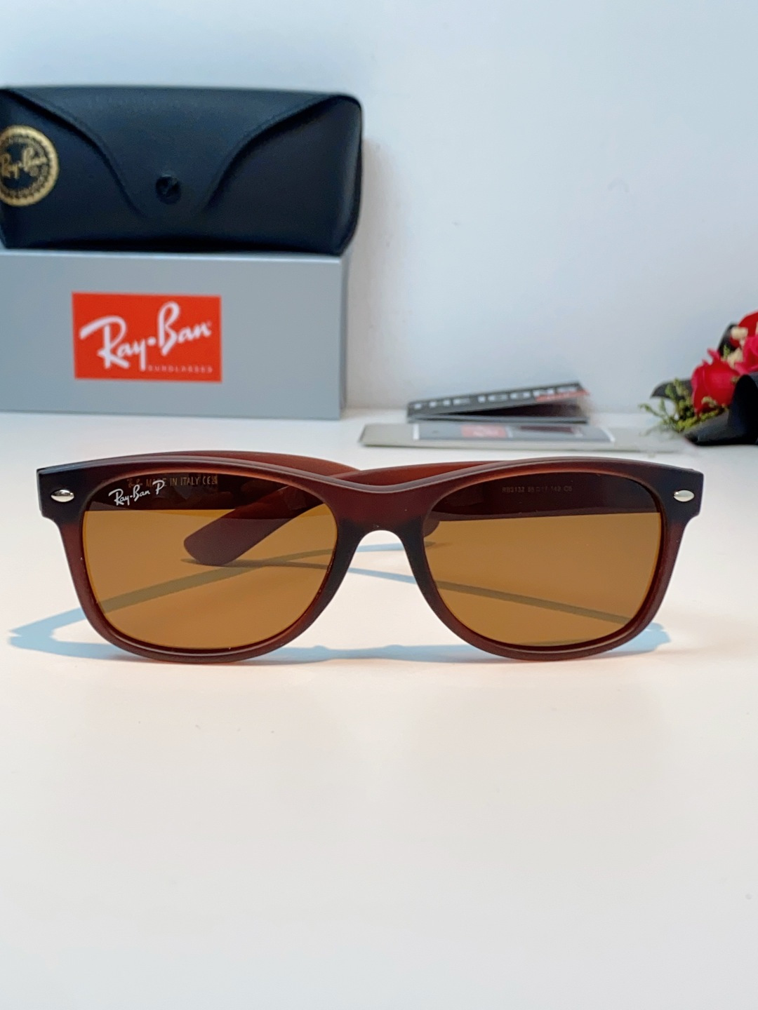雷朋Ray‑Ban｜经典旅人系列墨镜，经典Wayfarer方框版型，万年不过时，不挑脸型不挑性别，男女同