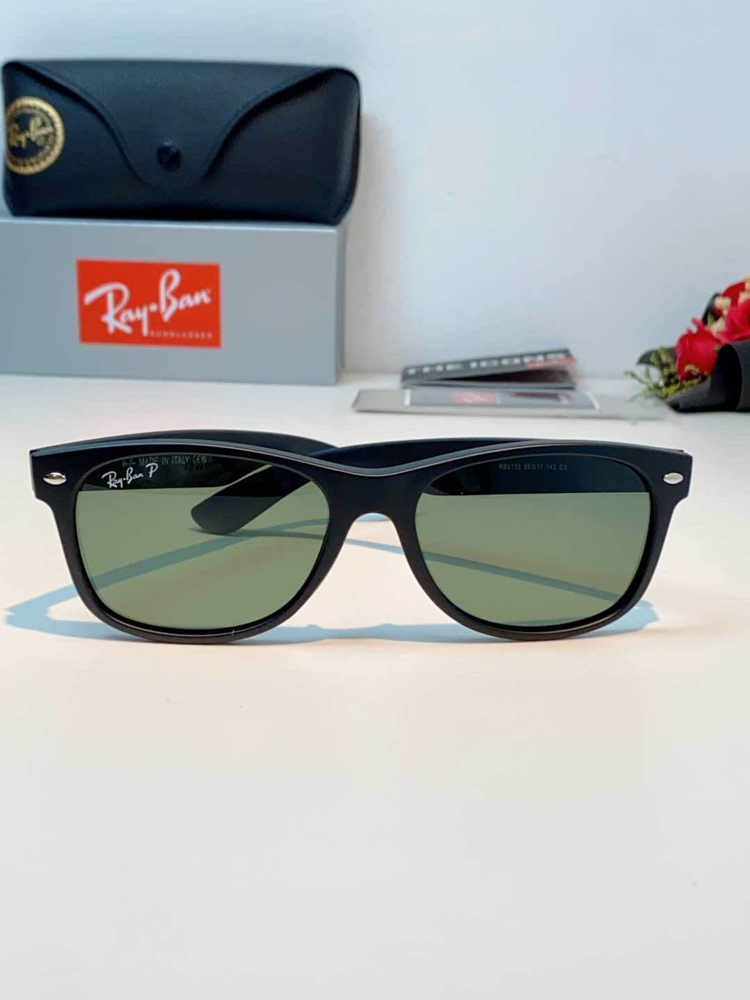 雷朋Ray‑Ban｜经典旅人系列墨镜，经典Wayfarer方框版型，万年不过时，不挑脸型不挑性别，男女同