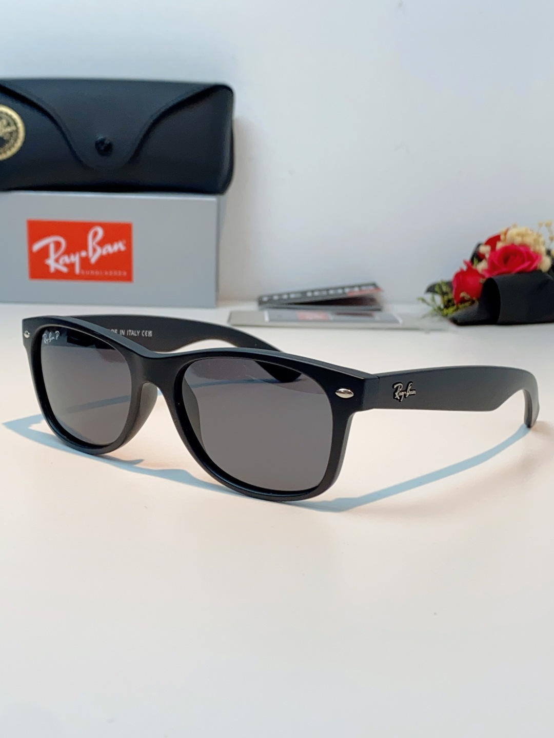雷朋Ray‑Ban｜经典旅人系列墨镜，经典Wayfarer方框版型，万年不过时，不挑脸型不挑性别，男女同