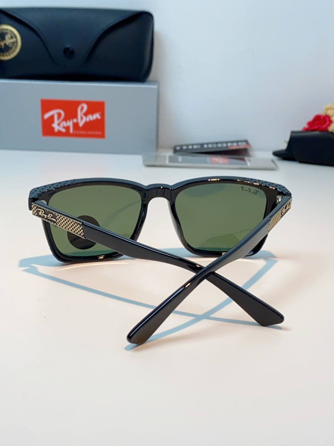 RayBan雷朋 2026经典方形偏光墨镜｜天生焦点，型格不设限，🕶️ 自带高阶气场的雷朋经典款，一戴上