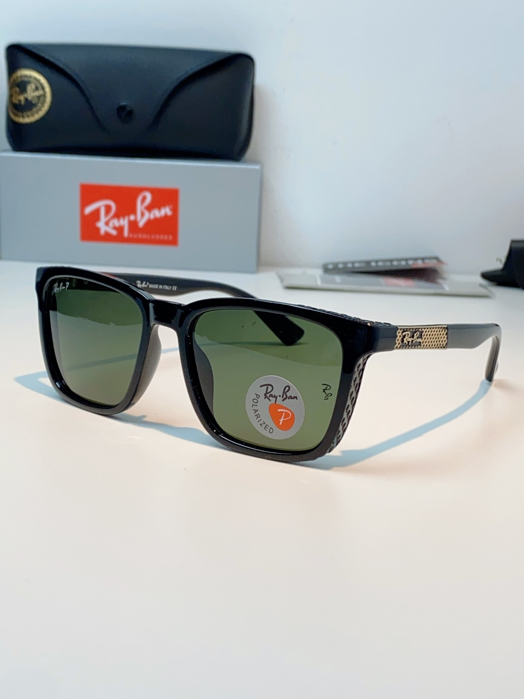 RayBan雷朋 2026经典方形偏光墨镜｜天生焦点，型格不设限，🕶️ 自带高阶气场的雷朋经典款，一戴上
