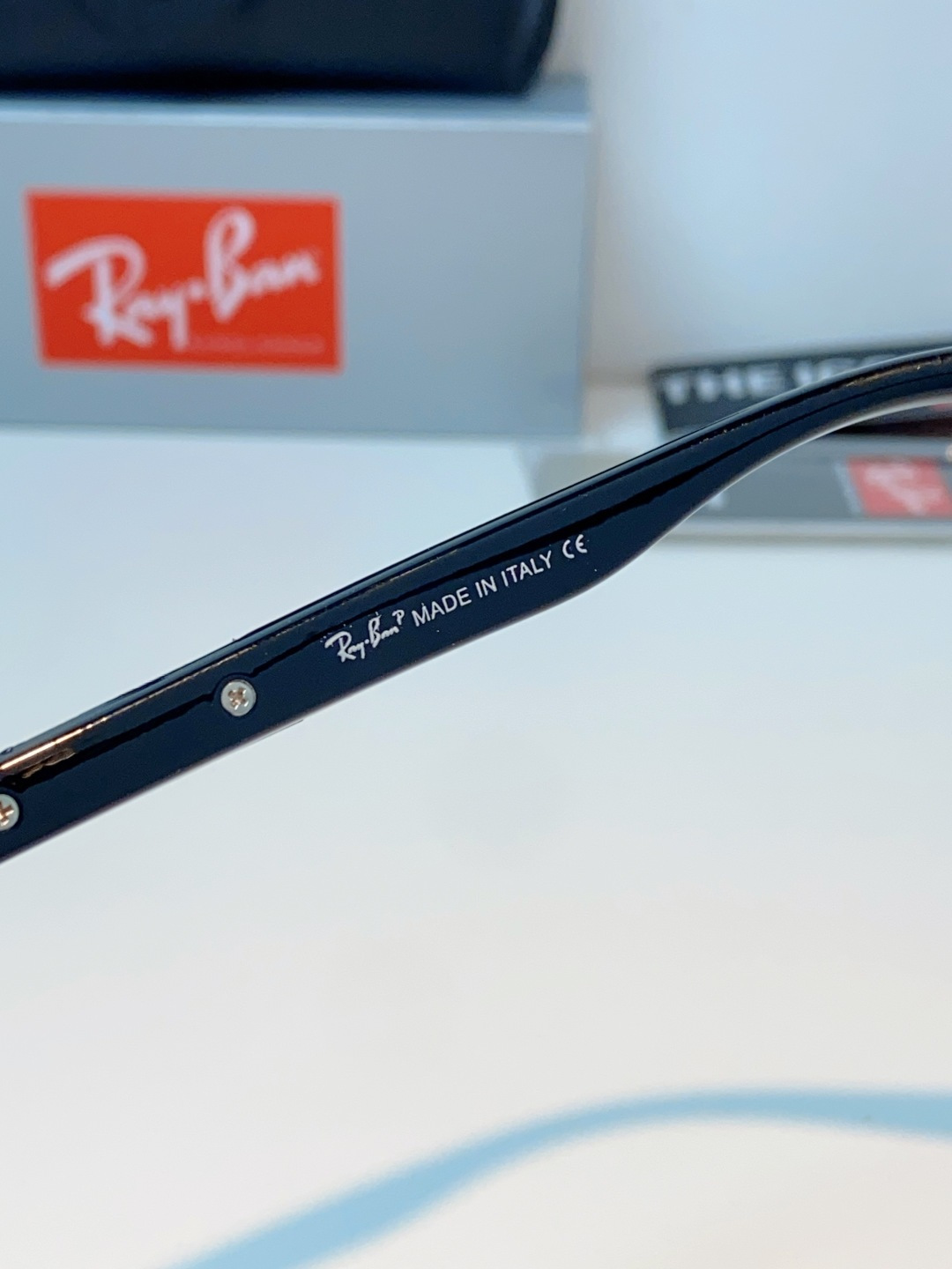 RayBan雷朋 2026经典方形偏光墨镜｜天生焦点，型格不设限，🕶️ 自带高阶气场的雷朋经典款，一戴上
