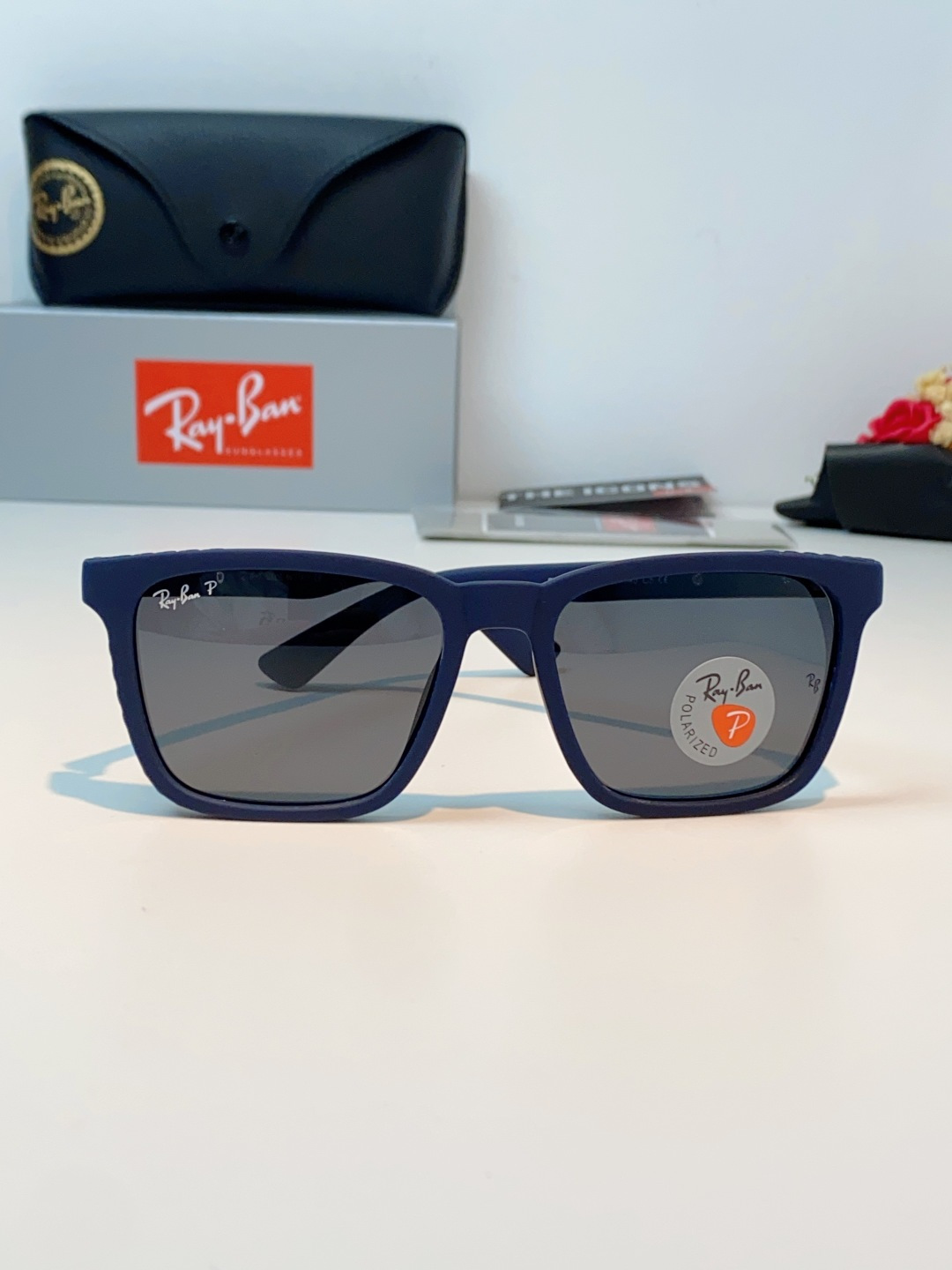 RayBan雷朋 2026经典方形偏光墨镜｜天生焦点，型格不设限，🕶️ 自带高阶气场的雷朋经典款，一戴上
