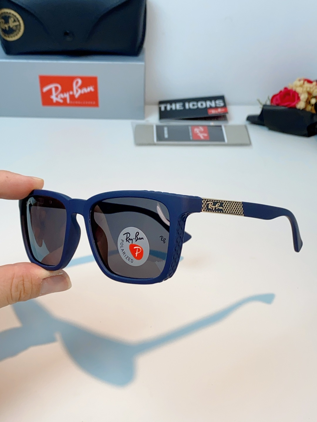 RayBan雷朋 2026经典方形偏光墨镜｜天生焦点，型格不设限，🕶️ 自带高阶气场的雷朋经典款，一戴上