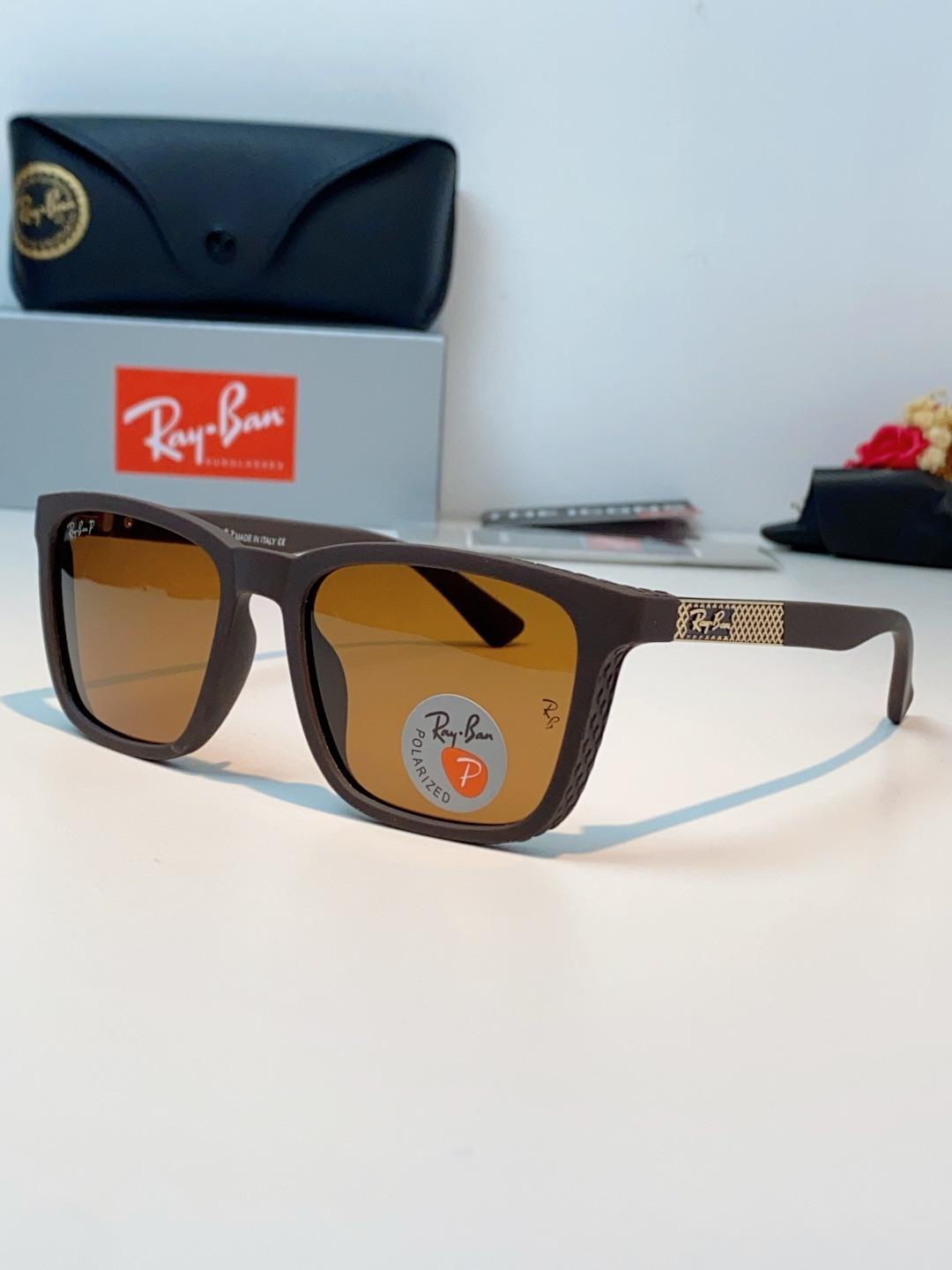 RayBan雷朋 2026经典方形偏光墨镜｜天生焦点，型格不设限，🕶️ 自带高阶气场的雷朋经典款，一戴上