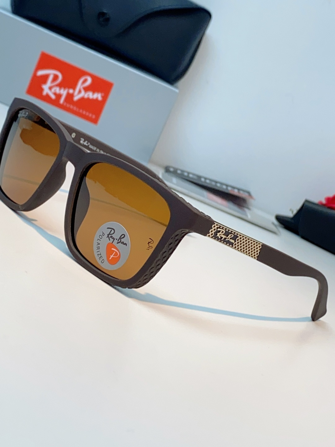 RayBan雷朋 2026经典方形偏光墨镜｜天生焦点，型格不设限，🕶️ 自带高阶气场的雷朋经典款，一戴上