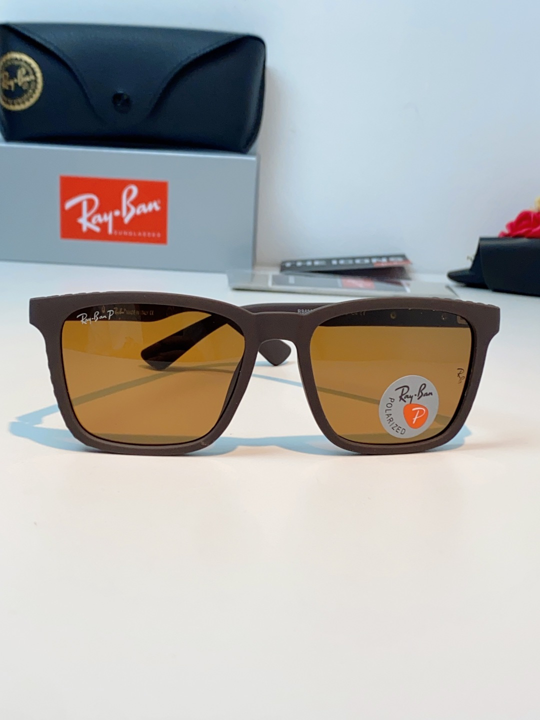 RayBan雷朋 2026经典方形偏光墨镜｜天生焦点，型格不设限，🕶️ 自带高阶气场的雷朋经典款，一戴上