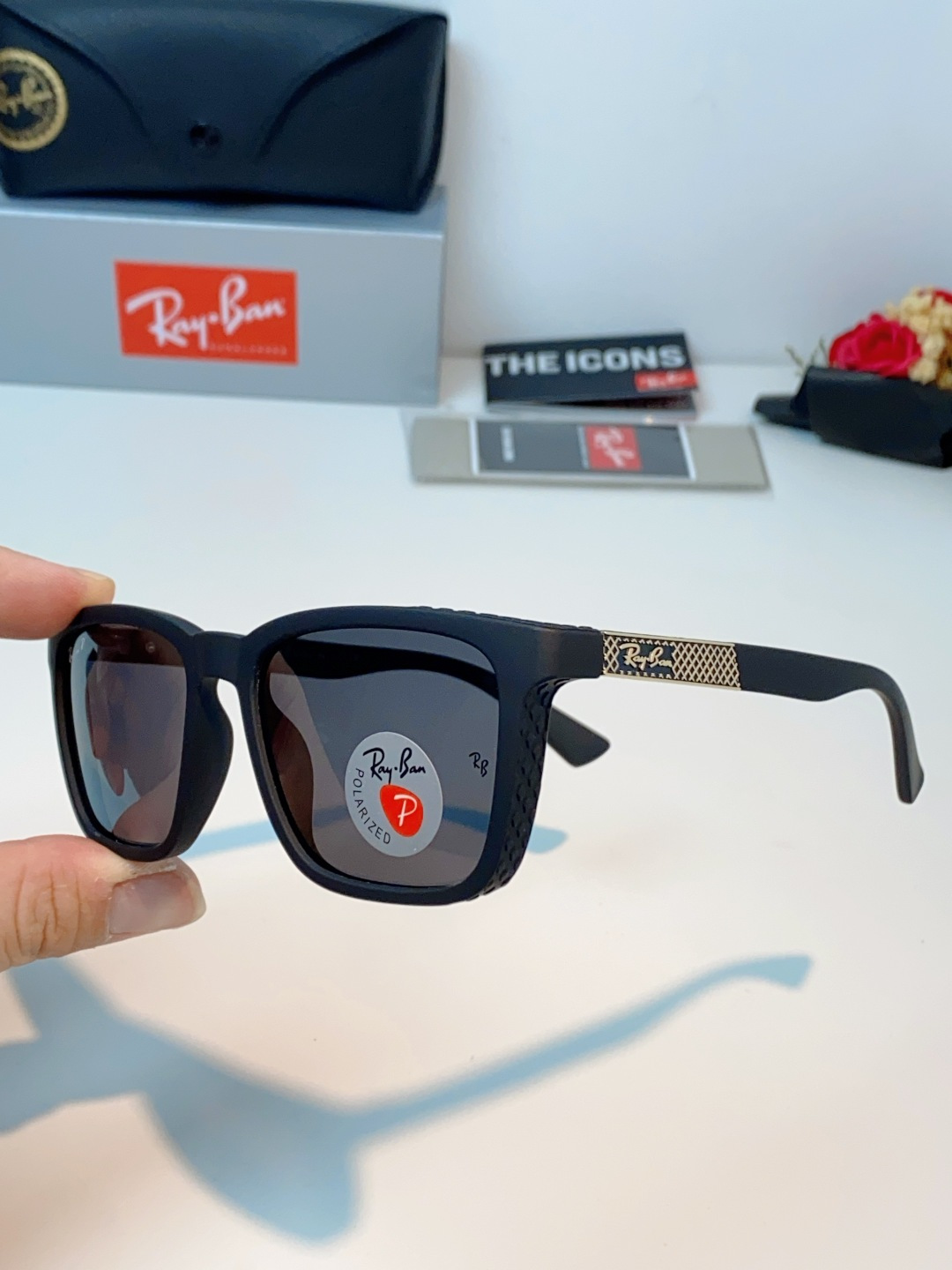 RayBan雷朋 2026经典方形偏光墨镜｜天生焦点，型格不设限，🕶️ 自带高阶气场的雷朋经典款，一戴上