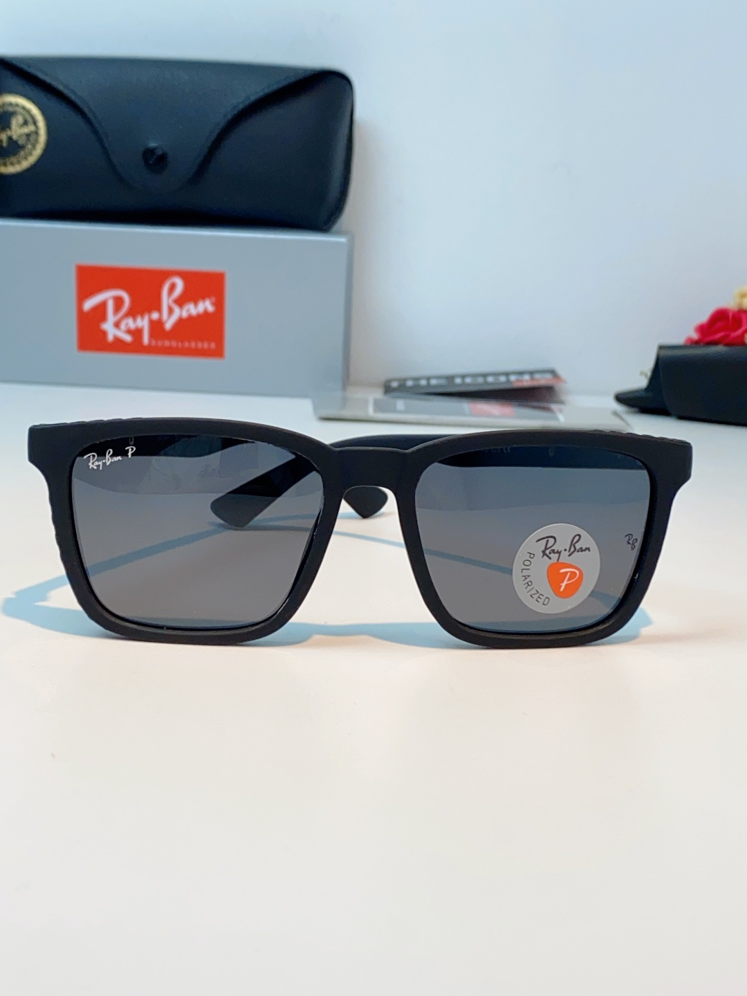 RayBan雷朋 2026经典方形偏光墨镜｜天生焦点，型格不设限，🕶️ 自带高阶气场的雷朋经典款，一戴上