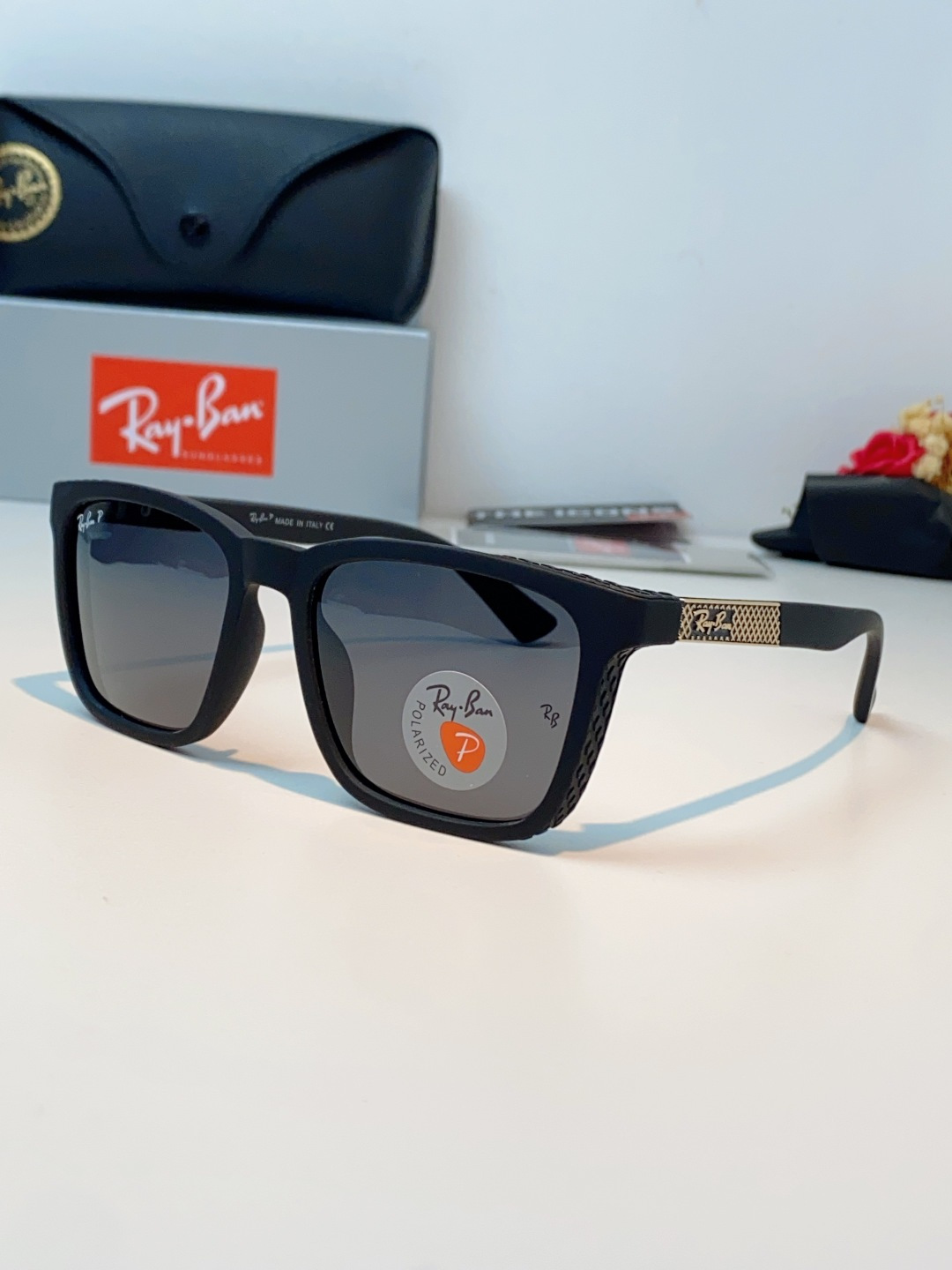 RayBan雷朋 2026经典方形偏光墨镜｜天生焦点，型格不设限，🕶️ 自带高阶气场的雷朋经典款，一戴上