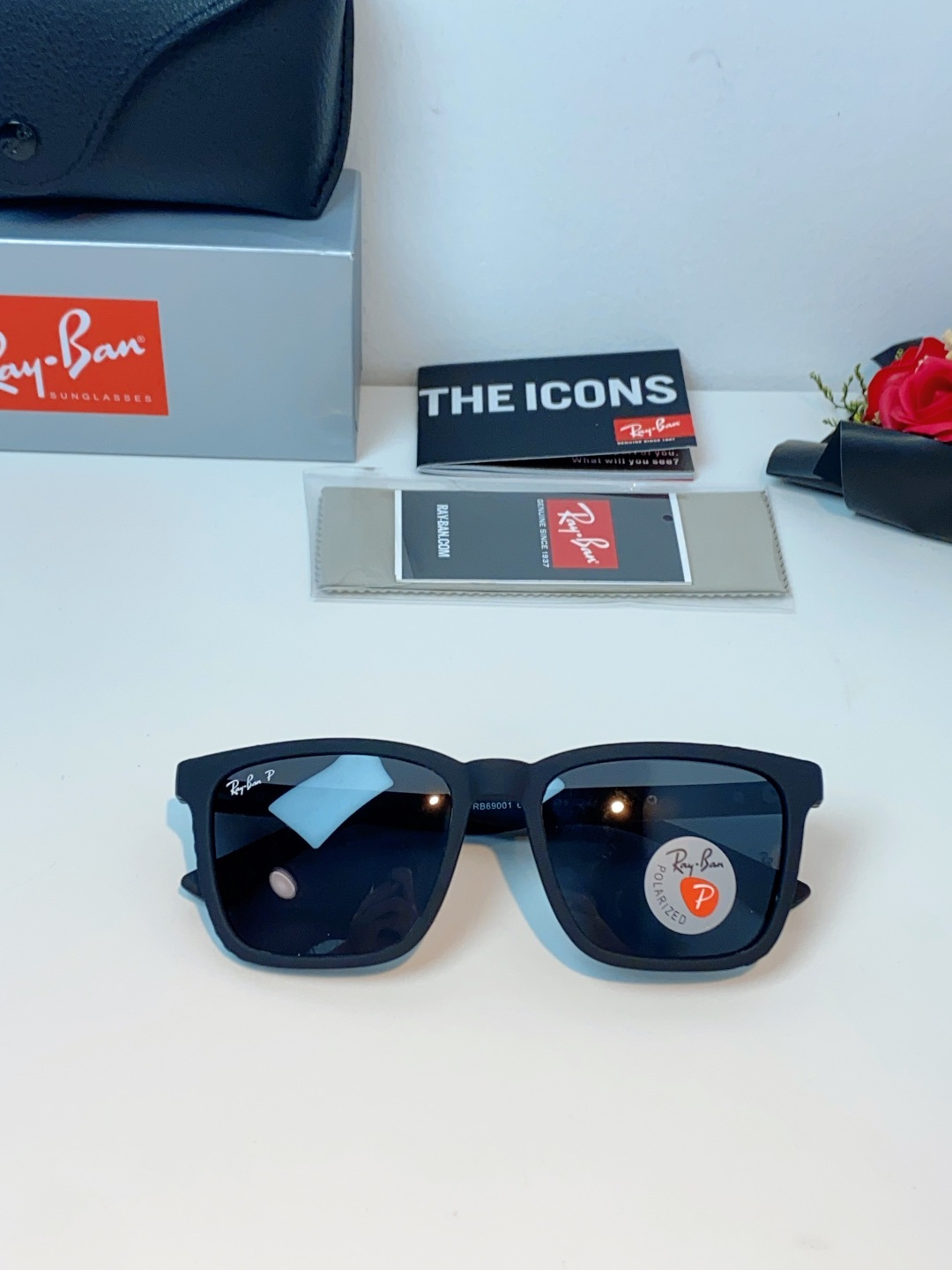 RayBan雷朋 2026经典方形偏光墨镜｜天生焦点，型格不设限，🕶️ 自带高阶气场的雷朋经典款，一戴上