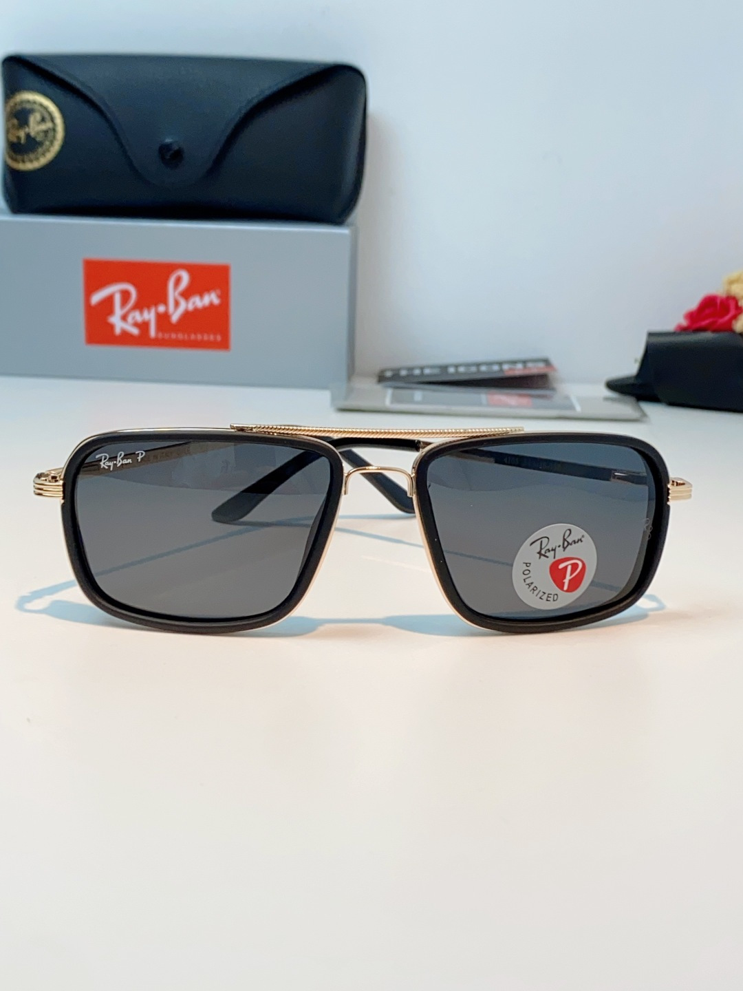 Rayban雷朋 新款 偏光太阳镜  男女同款时尚潮流墨镜驾驶开车休闲太阳眼镜 RB4105 Size: