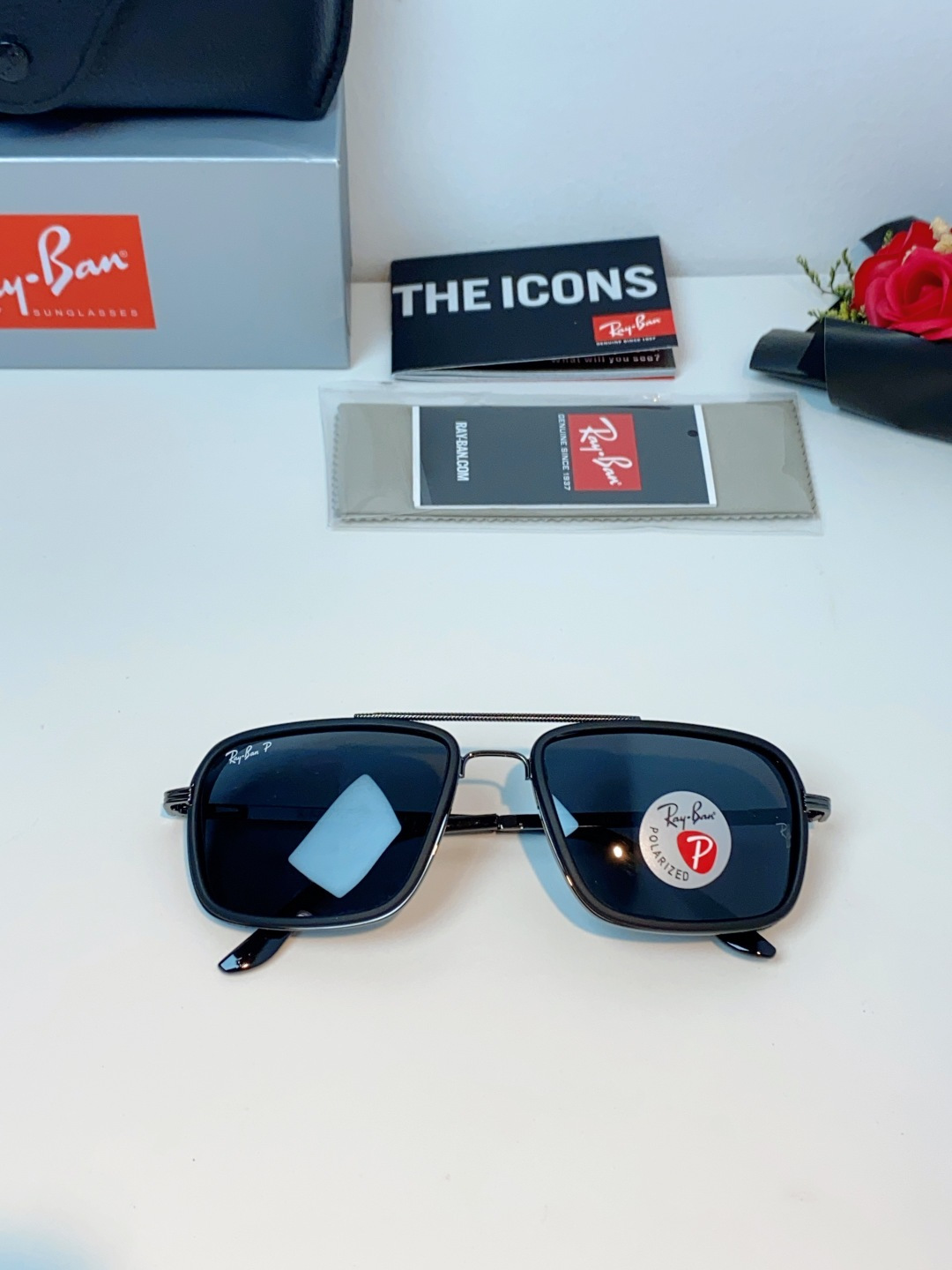 Rayban雷朋 新款 偏光太阳镜  男女同款时尚潮流墨镜驾驶开车休闲太阳眼镜 RB4105 Size: