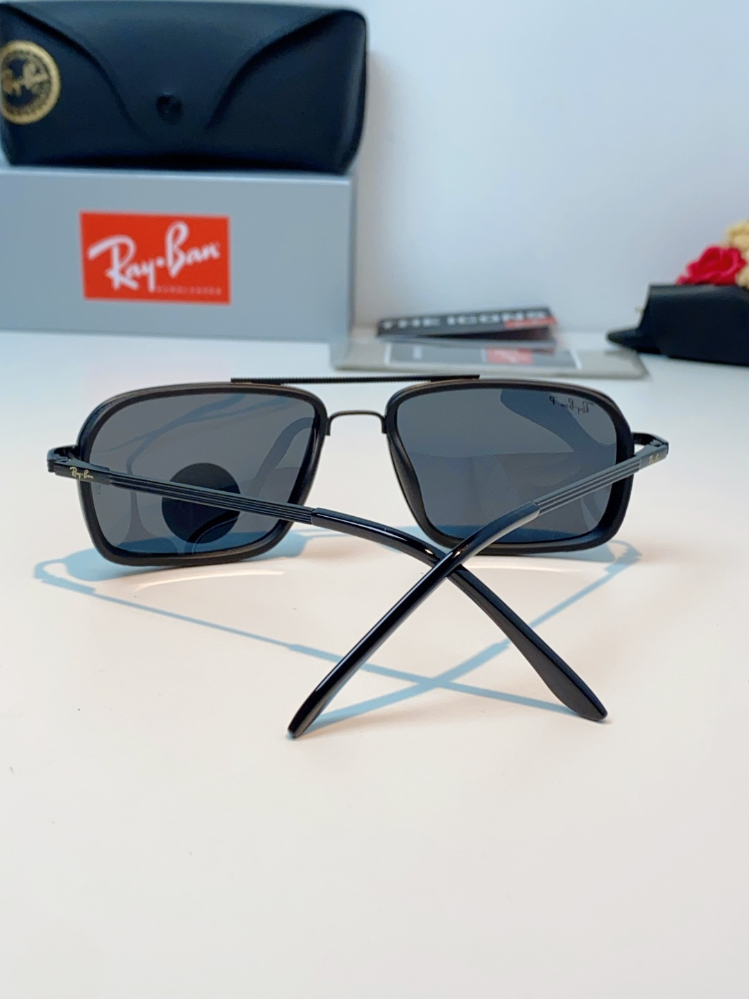 Rayban雷朋 新款 偏光太阳镜  男女同款时尚潮流墨镜驾驶开车休闲太阳眼镜 RB4105 Size: