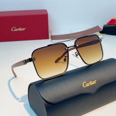 Cartier卡地亚 双梁飞行员式太阳镜 | 绅士格调的奢华表达。这副墨镜以经典的双梁飞行员造型为灵感, Cartier卡地亚 双梁飞行员式太阳镜 | 绅士格调的奢华表达。这副墨镜以经典的双梁飞行员造型为灵感,