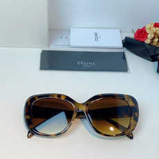 Celine赛林 凯旋门系列猫眼太阳镜 | 不费力的法式复古腔调这副墨镜以经典的猫眼轮廓为基底,高光镜框 Celine赛林 凯旋门系列猫眼太阳镜 | 不费力的法式复古腔调这副墨镜以经典的猫眼轮廓为基底,高光镜框