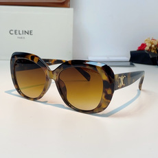 Celine赛林 凯旋门系列猫眼太阳镜 | 不费力的法式复古腔调这副墨镜以经典的猫眼轮廓为基底,高光镜框 Celine赛林 凯旋门系列猫眼太阳镜 | 不费力的法式复古腔调这副墨镜以经典的猫眼轮廓为基底,高光镜框