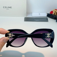 Celine赛林 凯旋门系列猫眼太阳镜 | 不费力的法式复古腔调这副墨镜以经典的猫眼轮廓为基底,高光镜框 Celine赛林 凯旋门系列猫眼太阳镜 | 不费力的法式复古腔调这副墨镜以经典的猫眼轮廓为基底,高光镜框