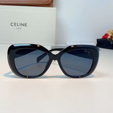 Celine赛林 凯旋门系列猫眼太阳镜 | 不费力的法式复古腔调这副墨镜以经典的猫眼轮廓为基底,高光镜框 Celine赛林 凯旋门系列猫眼太阳镜 | 不费力的法式复古腔调这副墨镜以经典的猫眼轮廓为基底,高光镜框
