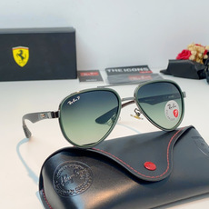 RayBan雷朋 × 法拉利 2026新款联名飞行员偏光太阳镜 | 速度与经典的碰撞这副墨镜以经典的飞行 RayBan雷朋 × 法拉利 2026新款联名飞行员偏光太阳镜 | 速度与经典的碰撞这副墨镜以经典的飞行