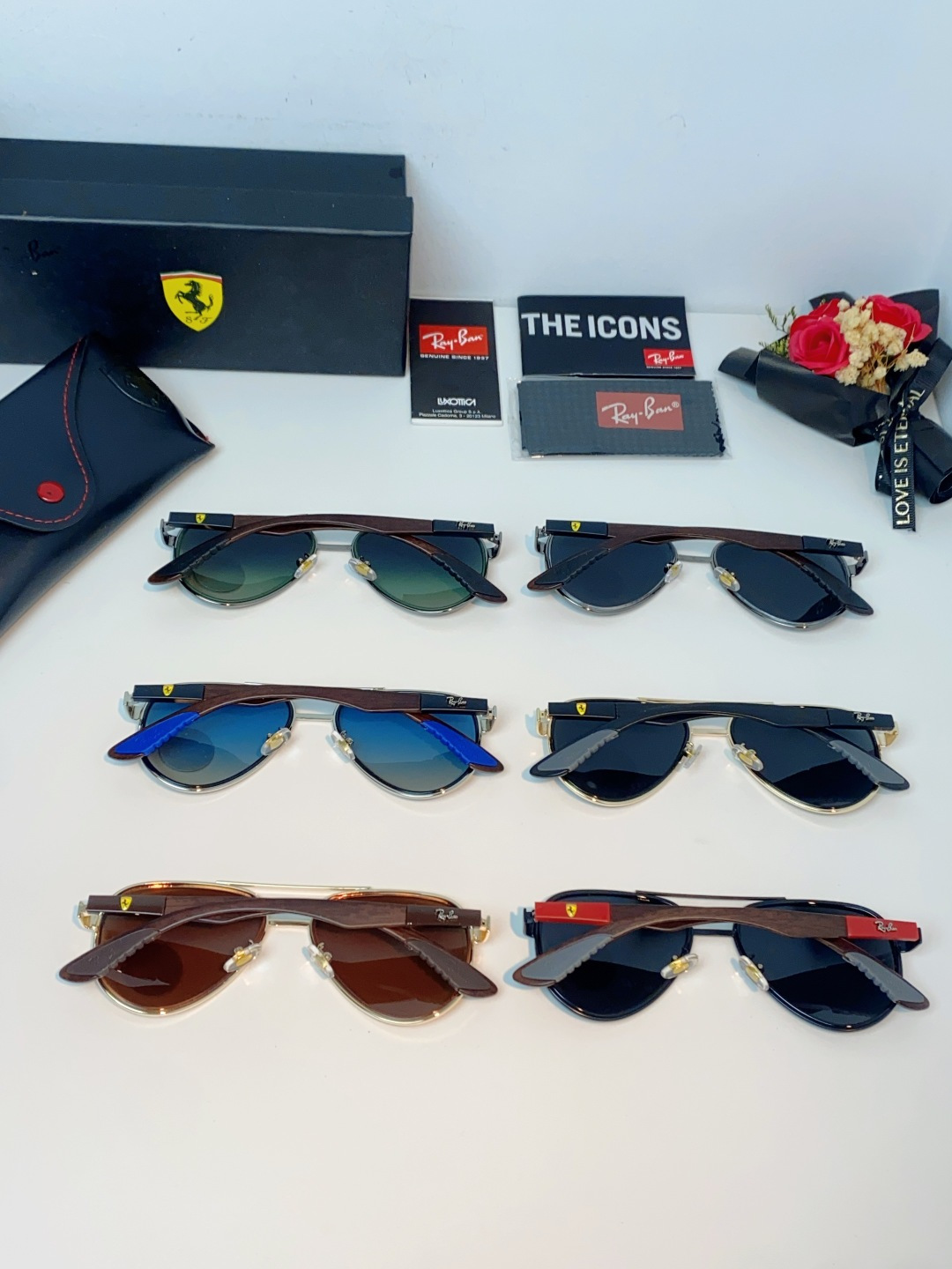 RayBan雷朋 × 法拉利 2026新款联名飞行员偏光太阳镜 | 速度与经典的碰撞这副墨镜以经典的飞行