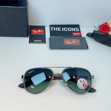 RayBan雷朋 × 法拉利 2026新款联名飞行员偏光太阳镜 | 速度与经典的碰撞这副墨镜以经典的飞行 RayBan雷朋 × 法拉利 2026新款联名飞行员偏光太阳镜 | 速度与经典的碰撞这副墨镜以经典的飞行
