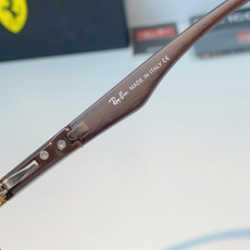 RayBan雷朋 × 法拉利 2026新款联名飞行员偏光太阳镜 | 速度与经典的碰撞这副墨镜以经典的飞行 RayBan雷朋 × 法拉利 2026新款联名飞行员偏光太阳镜 | 速度与经典的碰撞这副墨镜以经典的飞行
