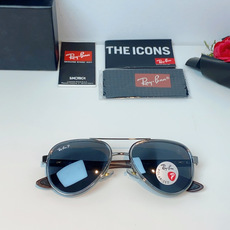 RayBan雷朋 × 法拉利 2026新款联名飞行员偏光太阳镜 | 速度与经典的碰撞这副墨镜以经典的飞行 RayBan雷朋 × 法拉利 2026新款联名飞行员偏光太阳镜 | 速度与经典的碰撞这副墨镜以经典的飞行