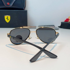 RayBan雷朋 × 法拉利 2026新款联名飞行员偏光太阳镜 | 速度与经典的碰撞这副墨镜以经典的飞行 RayBan雷朋 × 法拉利 2026新款联名飞行员偏光太阳镜 | 速度与经典的碰撞这副墨镜以经典的飞行
