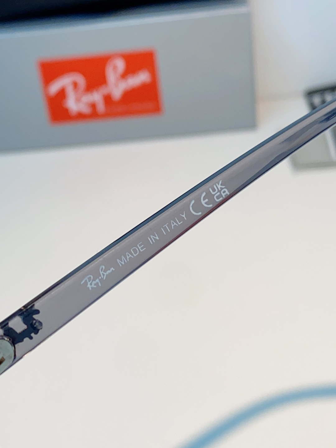 RayBan雷朋 2026新款复古椭圆偏光墨镜｜千禧辣妹本命镜框，自带90年代复古滤镜的椭圆小框，利落黑