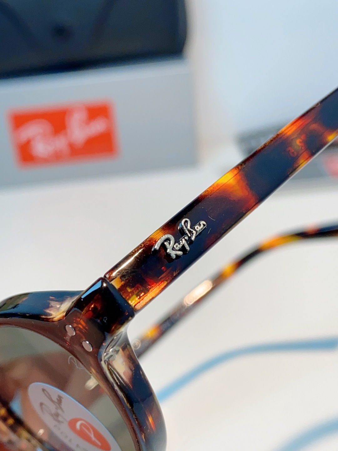 RayBan雷朋 2026新款复古椭圆偏光墨镜｜千禧辣妹本命镜框，自带90年代复古滤镜的椭圆小框，利落黑
