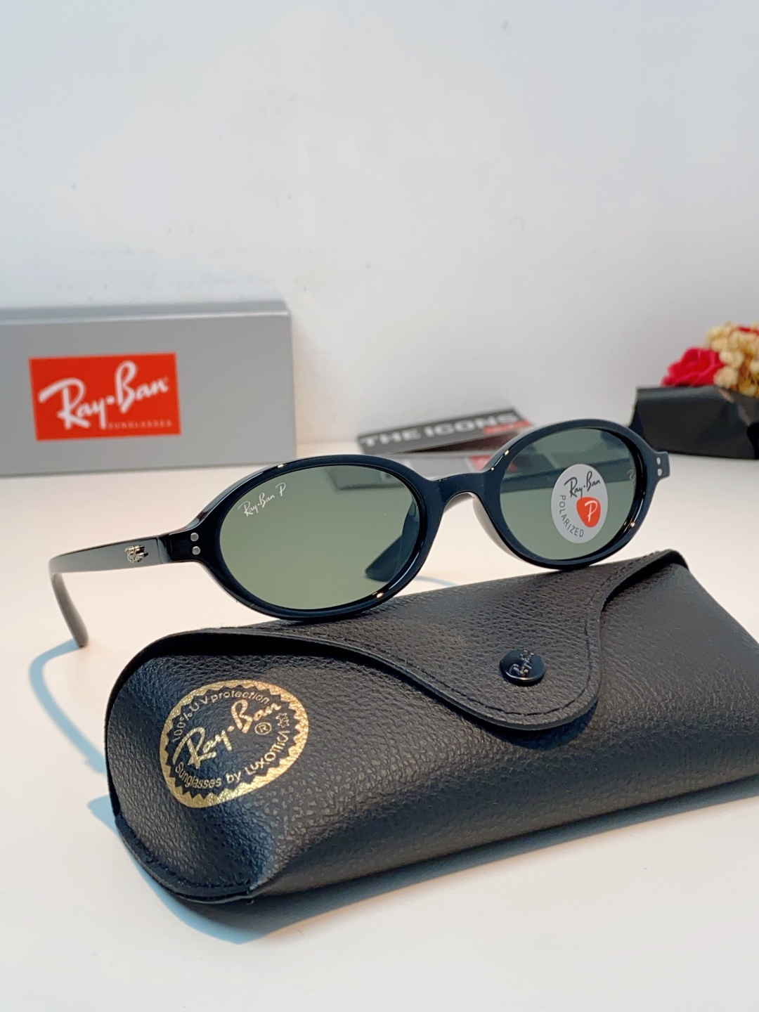 RayBan雷朋 2026新款复古椭圆偏光墨镜｜千禧辣妹本命镜框，自带90年代复古滤镜的椭圆小框，利落黑