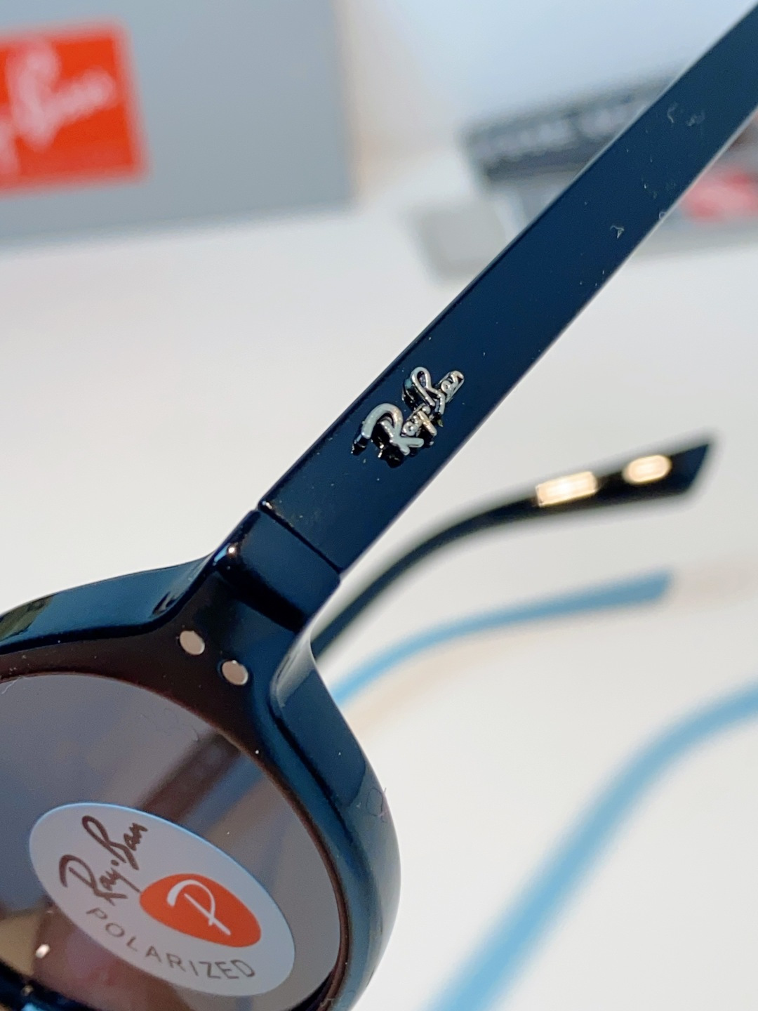 RayBan雷朋 2026新款复古椭圆偏光墨镜｜千禧辣妹本命镜框，自带90年代复古滤镜的椭圆小框，利落黑