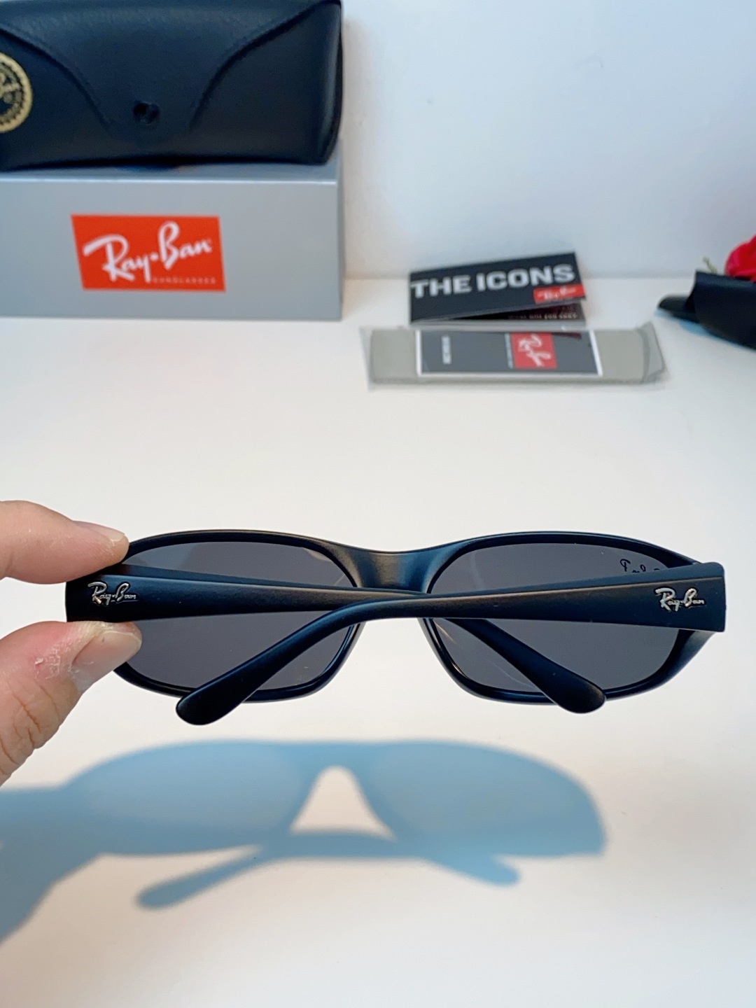 RayBan雷朋 2026新款复古窄框永不过时,经典运动小圆镜上线,全框低调显瘦,窄长镜框修饰方圆脸、鹅 RayBan雷朋 2026新款复古窄框永不过时,经典运动小圆镜上线,全框低调显瘦,窄长镜框修饰方圆脸、鹅