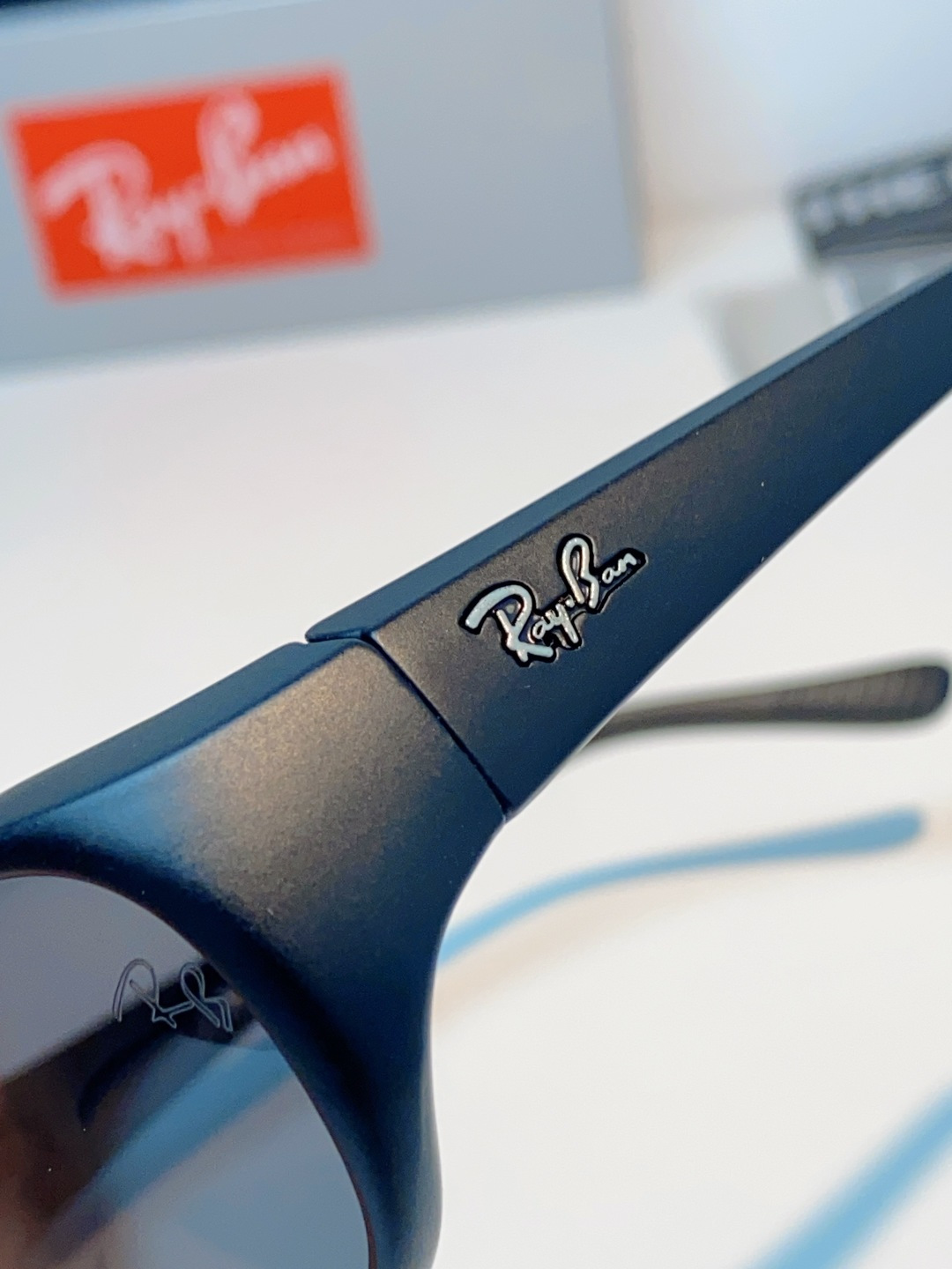 RayBan雷朋 2026新款复古窄框永不过时,经典运动小圆镜上线,全框低调显瘦,窄长镜框修饰方圆脸、鹅 RayBan雷朋 2026新款复古窄框永不过时,经典运动小圆镜上线,全框低调显瘦,窄长镜框修饰方圆脸、鹅