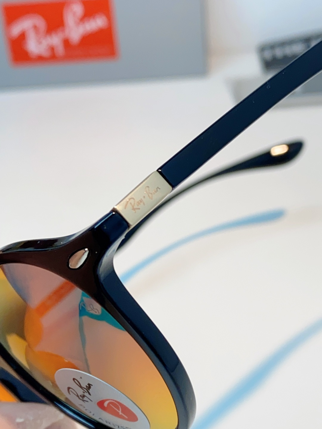 RayBan雷朋 2026新款经典小圆框偏光墨镜上线专柜，复古耐看不挑穿搭，偏光镜片防晒护眼，简约黑框低