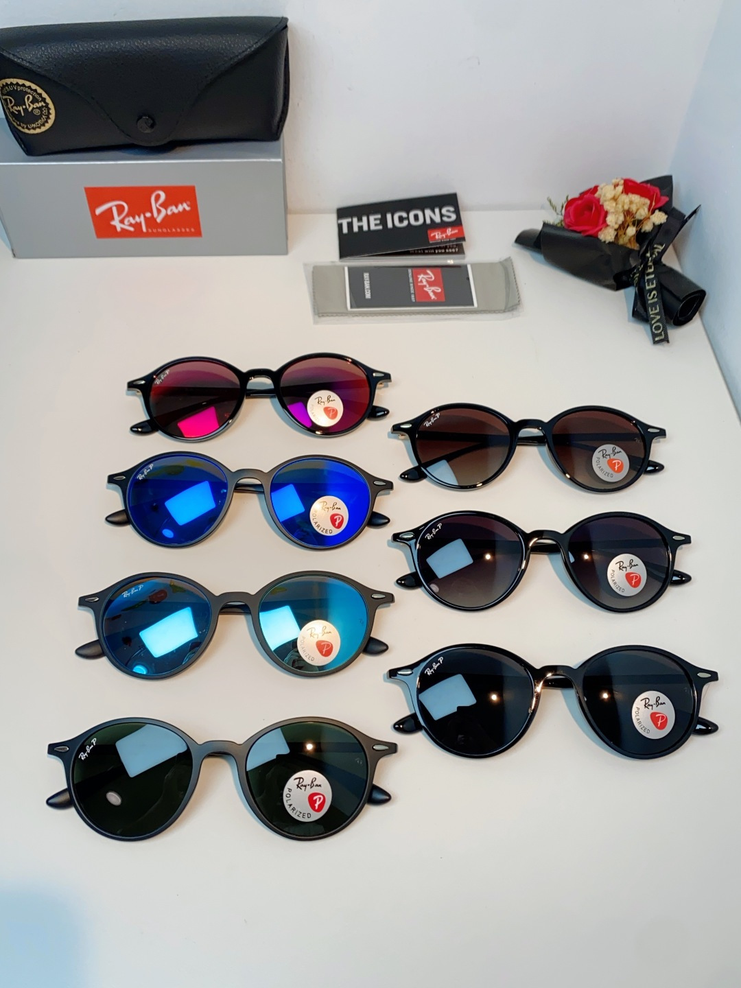 RayBan雷朋 2026新款经典小圆框偏光墨镜上线专柜，复古耐看不挑穿搭，偏光镜片防晒护眼，简约黑框低