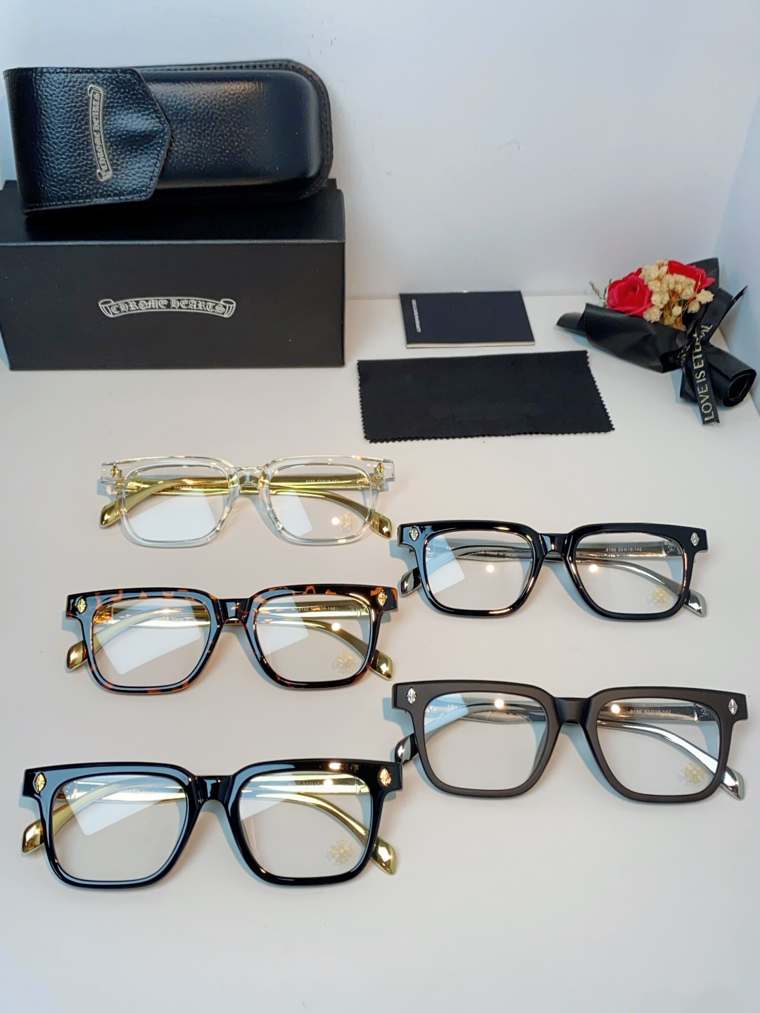 Chrome Hearts 克罗心 2026新款经典黑粗方框版型，利落方正轮廓，强效修饰圆脸、鹅蛋脸、方