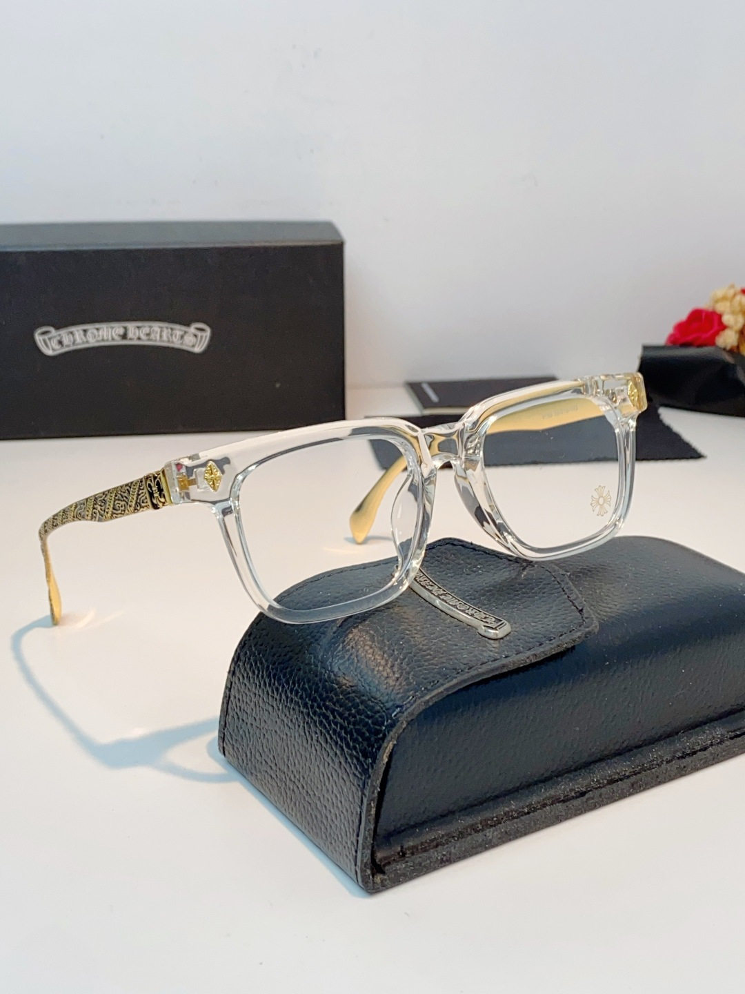 Chrome Hearts 克罗心 2026新款经典黑粗方框版型，利落方正轮廓，强效修饰圆脸、鹅蛋脸、方