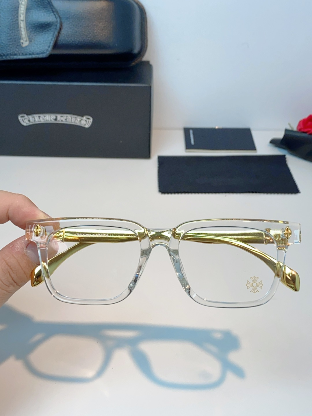 Chrome Hearts 克罗心 2026新款经典黑粗方框版型，利落方正轮廓，强效修饰圆脸、鹅蛋脸、方