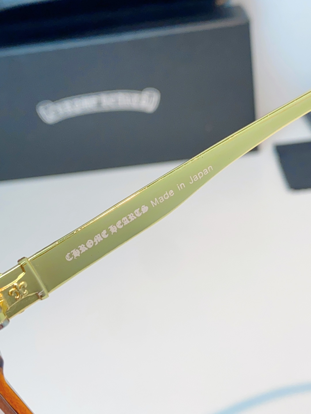 Chrome Hearts 克罗心 2026新款经典黑粗方框版型，利落方正轮廓，强效修饰圆脸、鹅蛋脸、方