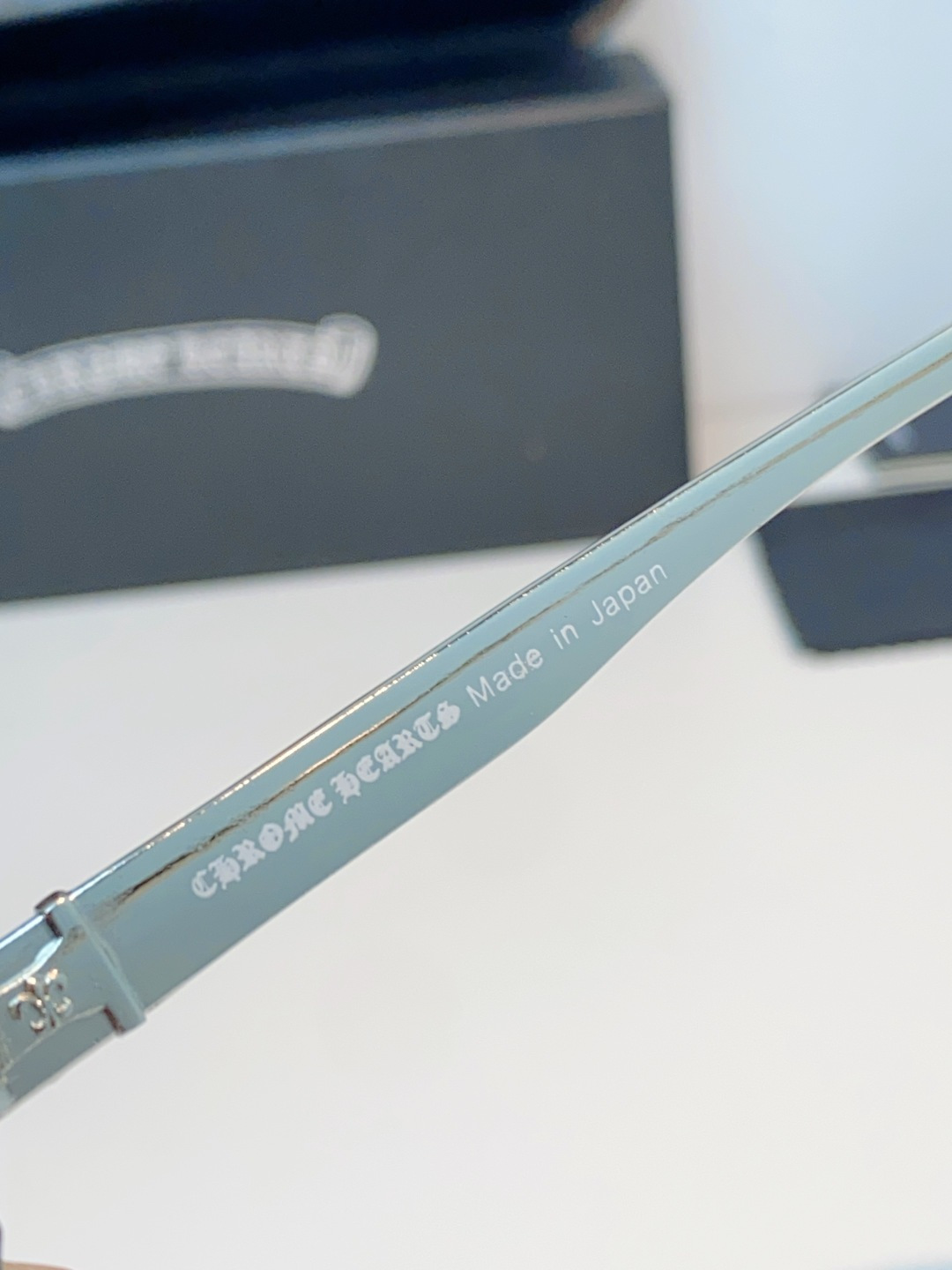 Chrome Hearts 克罗心 2026新款经典黑粗方框版型，利落方正轮廓，强效修饰圆脸、鹅蛋脸、方