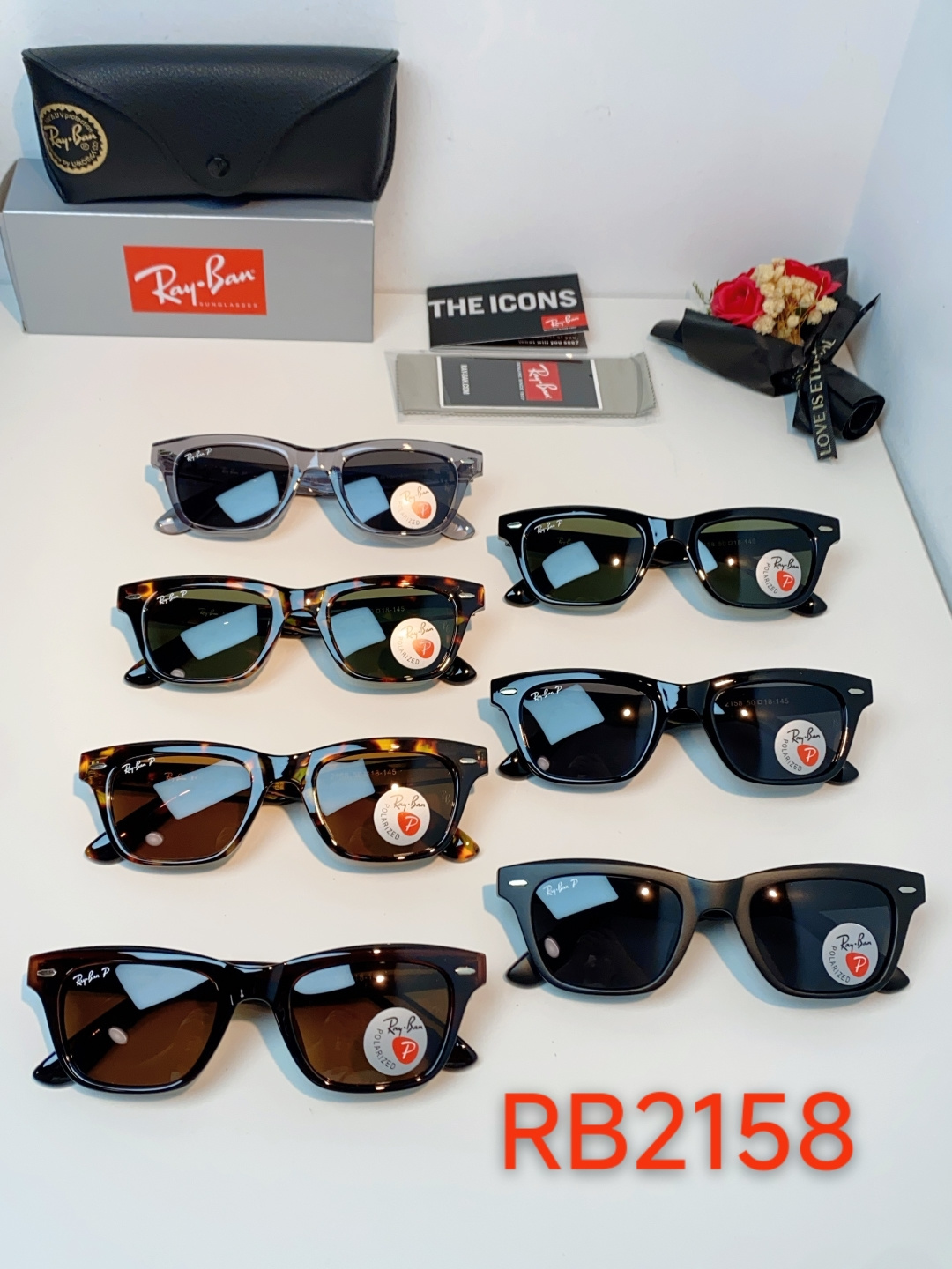 RayBan雷朋 永不过时的经典Wayfarer徒步者系列，这副哑光黑真的低调又耐看，告别亮黑的张扬，高