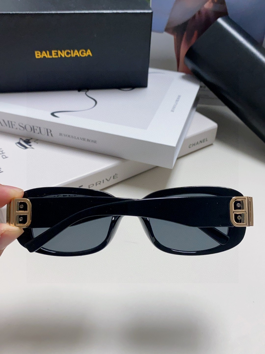 Balenciaga巴黎世家2026新品墨镜女潮流经典BB窄框太阳镜 BB0310SK