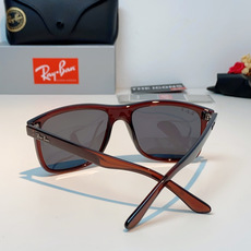 RayBan雷朋 2026新款百搭方框墨镜,通透磨砂白框视觉降温,夏日专属清爽感。高清偏光镜片,防晒护眼两不误,修饰各种 RayBan雷朋 2026新款百搭方框墨镜,通透磨砂白框视觉降温,夏日专属清爽感。高清偏光镜片,防晒护眼两不误,修饰各种