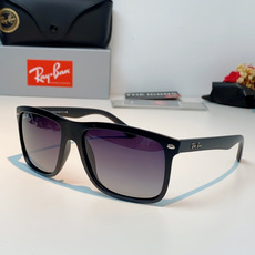 RayBan雷朋 2026新款百搭方框墨镜,通透磨砂白框视觉降温,夏日专属清爽感。高清偏光镜片,防晒护眼两不误,修饰各种 RayBan雷朋 2026新款百搭方框墨镜,通透磨砂白框视觉降温,夏日专属清爽感。高清偏光镜片,防晒护眼两不误,修饰各种