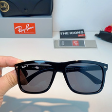 RayBan雷朋 2026新款百搭方框墨镜,通透磨砂白框视觉降温,夏日专属清爽感。高清偏光镜片,防晒护眼两不误,修饰各种 RayBan雷朋 2026新款百搭方框墨镜,通透磨砂白框视觉降温,夏日专属清爽感。高清偏光镜片,防晒护眼两不误,修饰各种