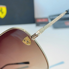 RayBan雷朋 Ferrari法拉利 跃马联名金属,鎏金细框自带高级质感,多边形框型巨显脸小 轻量镜架久戴无负担,可配 RayBan雷朋 Ferrari法拉利 跃马联名金属,鎏金细框自带高级质感,多边形框型巨显脸小 轻量镜架久戴无负担,可配