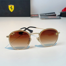 RayBan雷朋 Ferrari联名复古圆框太阳镜,把超跑的利落格调戴在脸上。哑光细金属镜架纤细轻盈,久戴无压鼻负担,经 RayBan雷朋 Ferrari联名复古圆框太阳镜,把超跑的利落格调戴在脸上。哑光细金属镜架纤细轻盈,久戴无压鼻负担,经